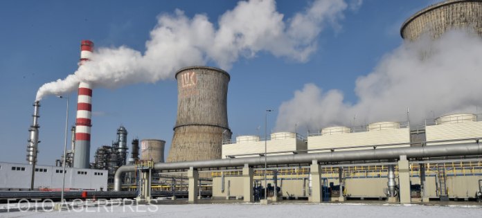 Ministrul Economiei cere Energiei și Finanțelor să ofere "claritate" în cazul Lukoil / "Nu putem pretinde că ne opunem evenimentelor din Rusia, oferindu-le combustibil prin rute alternative" Ministrul Economiei cere Energiei și Finanțelor să ofere "claritate" în cazul Lukoil / "Nu putem pretinde că ne opunem evenimentelor din Rusia, oferindu-le combustibil prin rute alternative"