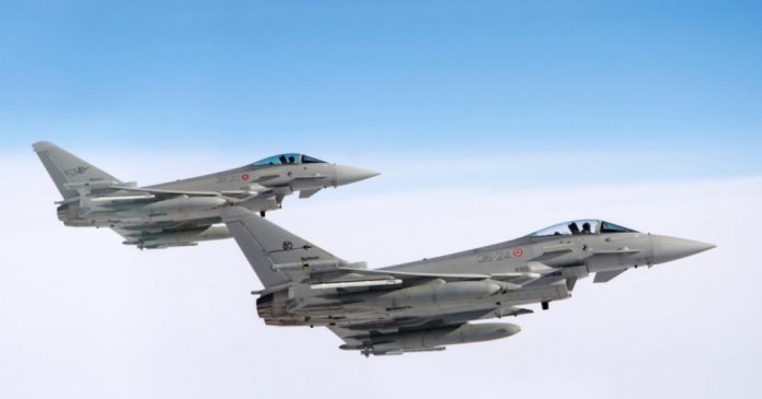 Traian Băsescu: Eurofighter și F-16 nu sunt de folos dacă nu reușim să doborâm dronele. Începem să părem ridicoli. Traian Băsescu: Eurofighter și F-16 nu sunt de folos dacă nu reușim să doborâm dronele. Începem să părem ridicoli.