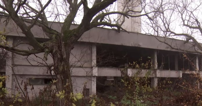 Dispută între două entități în domeniul Agriculturii: O agenție persistă de 17 ani în a nu dizolva stațiuni de cercetare. Doar lideri angajați. Dispută între două entități în domeniul Agriculturii: O agenție persistă de 17 ani în a nu dizolva stațiuni de cercetare. Doar lideri angajați.