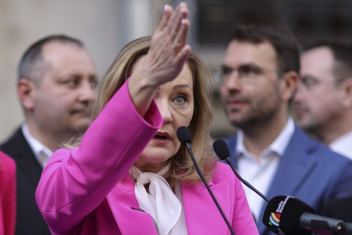 Lasconi îl acuză pe Nicușor Dan: "Este un mincinos" Lasconi îl acuză pe Nicușor Dan: "Este un mincinos"