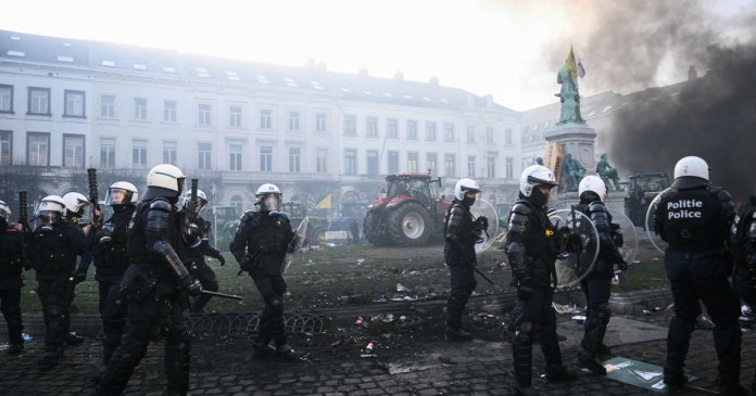 Semnarea acordului Mercosur, postponată pentru luna ianuarie, anunță Ursula von der Leyen Semnarea acordului Mercosur, postponată pentru luna ianuarie, anunță Ursula von der Leyen