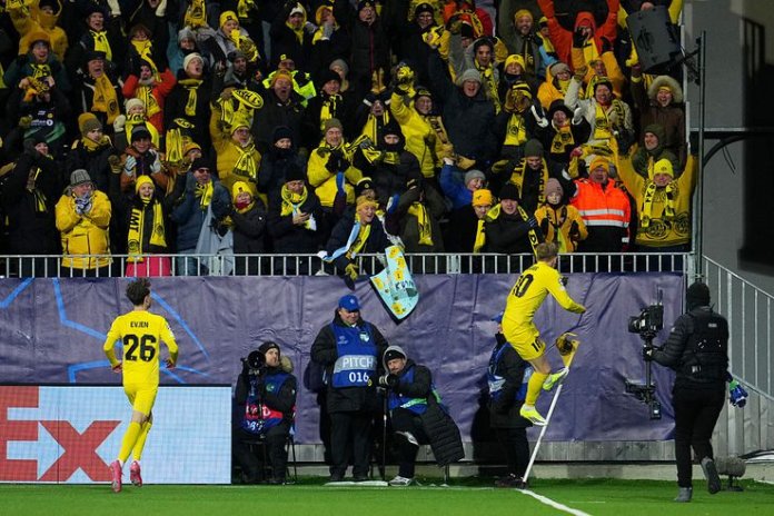 LIVE Liga Campionilor revine » 5 formații s-au calificat deocamdată în etapa eliminatorie LIVE Liga Campionilor revine » 5 formații s-au calificat deocamdată în etapa eliminatorie