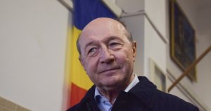 Traian Băsescu, referitor la opțiunea destrămării Coaliției: „PSD își dă seama ce ar urma dacă abandonează conducerea” Traian Băsescu, referitor la opțiunea destrămării Coaliției: „PSD își dă seama ce ar urma dacă abandonează conducerea”