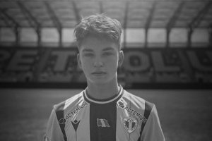 Informații uluitoare despre decesele jucătorului de la Petrolul! Clubul se află într-o stare de șoc Informații uluitoare despre decesele jucătorului de la Petrolul! Clubul se află într-o stare de șoc