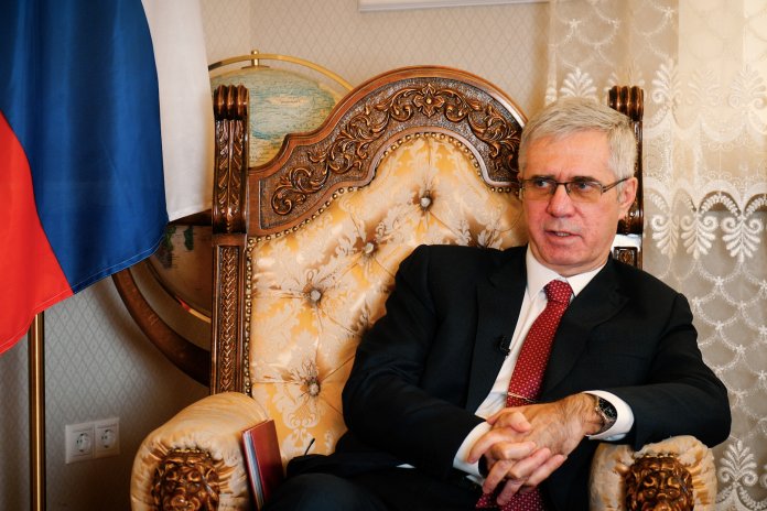 INTERVIU. Ambasadorul Rusiei în România atrage atenția: „Pericolele pentru întreaga Europă se amplifică” înaintea discuțiilor de pace de la Abu Dhabi. INTERVIU. Ambasadorul Rusiei în România atrage atenția: „Pericolele pentru întreaga Europă se amplifică” înaintea discuțiilor de pace de la Abu Dhabi.