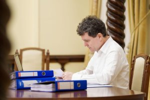 Nicușor Dan a parafat legislația referitoare la pensiile judecătorilor: „Le asigurăm aprecierea pentru activitatea lor” Nicușor Dan a parafat legislația referitoare la pensiile judecătorilor: „Le asigurăm aprecierea pentru activitatea lor”
