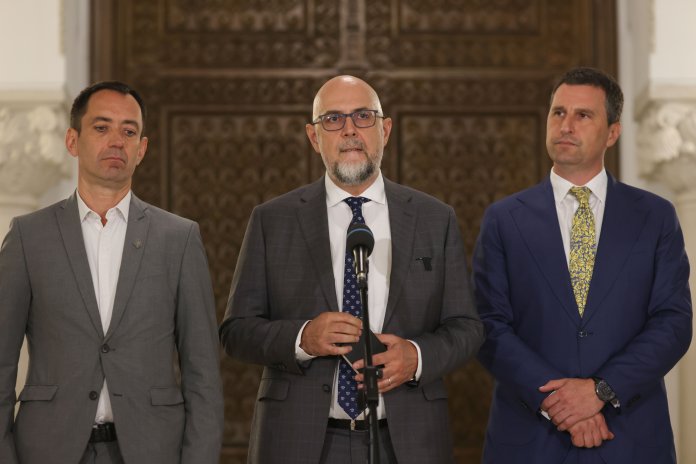 UDMR cere coaliției să revizuiască impozitele și taxele locale: „Executivul poate realiza această acțiune” UDMR cere coaliției să revizuiască impozitele și taxele locale: „Executivul poate realiza această acțiune”