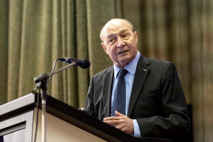 Băsescu sugerează acțiuni pentru România ca răspuns la amenințările din partea Iranului: „O problemă shared” Băsescu sugerează acțiuni pentru România ca răspuns la amenințările din partea Iranului: „O problemă shared”