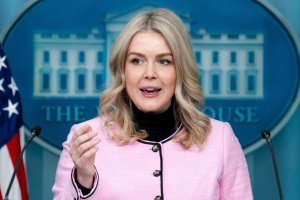 Casa Albă susține că Iranul se confruntă cu „o șansă istorică”. Trump, „interesat” de oportunitatea de a cere țărilor arabe să participe la finanțarea conflictului. Casa Albă susține că Iranul se confruntă cu „o șansă istorică”. Trump, „interesat” de oportunitatea de a cere țărilor arabe să participe la finanțarea conflictului.