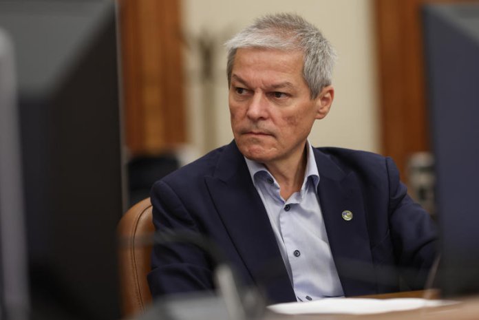 Dacian Cioloș își anunță intenția de a candida pentru conducerea unei organizații internaționale, susținut de Nicușor Dan. Dacian Cioloș își anunță intenția de a candida pentru conducerea unei organizații internaționale, susținut de Nicușor Dan.