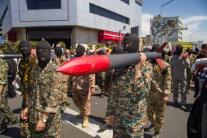 Gărzile Revoluționare își întăresc influența în Iran Gărzile Revoluționare își întăresc influența în Iran. Cine a fost desemnat la conducerea securității naționale?