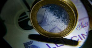 Euro ajunge la un maxim istoric: BNR raportează un curs de 5,14 lei în această zi Euro ajunge la un maxim istoric: BNR raportează un curs de 5,14 lei în această zi