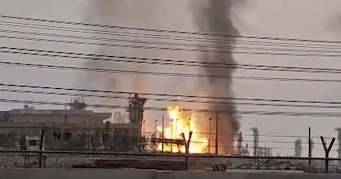 Israelul așteaptă consimțământul din partea SUA pentru a ataca facilitățile energetice iraniene. Un oficial de rang înalt: Ne... Israelul așteaptă consimțământul din partea SUA pentru a ataca facilitățile energetice iraniene. Un oficial de rang înalt: Ne...