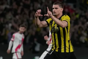 Meciul pe care Andrei Rațiu vrea să fie uitat! A avut o ratere incredibilă și a făcut un penalty. Meciul pe care Andrei Rațiu vrea să fie uitat! A avut o ratere incredibilă și a făcut un penalty.