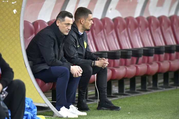 Mirel Rădoi clarifică insuccesul de la Botoșani: „A părut că astăzi ne-am întâlnit pentru prima dată” Mirel Rădoi clarifică insuccesul de la Botoșani: „A părut că astăzi ne-am întâlnit pentru prima dată”