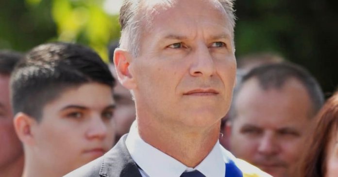 Modificări în leadership-ul PSD Bistrița-Năsăud și PNL Sălaj determinate de investigația DNA. Iancu-Sălăjanu... Modificări în leadership-ul PSD Bistrița-Năsăud și PNL Sălaj determinate de investigația DNA. Iancu-Sălăjanu...