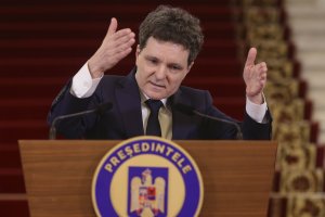 Nicușor Dan: „În esență, aspir la un al doilea mandat”. A afirmat că Bolojan nu va renunța la funcție. Nicușor Dan: „În esență, aspir la un al doilea mandat”. A afirmat că Bolojan nu va renunța la funcție.