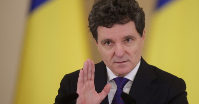 Nicușor Dan: „Nu voi acepta un Executiv minoritar sprijinit de AUR, dacă PNL sau PSD îmi propun asta.. Nicușor Dan: „Nu voi acepta un Executiv minoritar sprijinit de AUR, dacă PNL sau PSD îmi propun asta...”