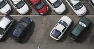Primăria Capitalei sugerează desființarea parcării fără plată pentru automobile electrice și hibride. CGMB analizează... Primăria Capitalei sugerează desființarea parcării fără plată pentru automobile electrice și hibride. CGMB analizează...