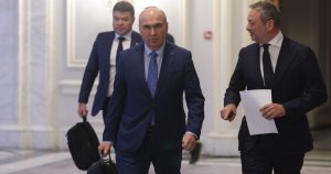 Stenograme: Opinii împărțite în cadrul ședinței PNL referitor la o nouă majoritate. Cine este interesat de negocieri cu AUR, SOS sau... Stenograme: Opinii împărțite în cadrul ședinței PNL referitor la o nouă majoritate. Cine este interesat de negocieri cu AUR, SOS sau...