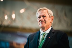 Fostul conducător UDMR Csaba Takacs a murit într-un incident cu tractorul. Declarația lui Kelemen Hunor. Fostul conducător UDMR Csaba Takacs a murit într-un incident cu tractorul. Declarația lui Kelemen Hunor.