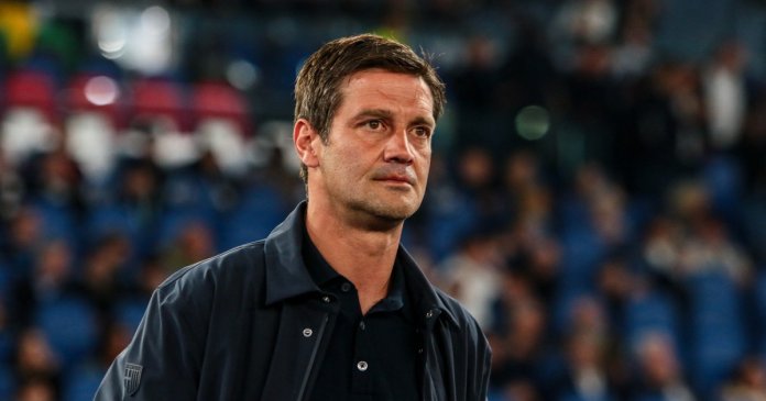 Inter a obținut titlul în Serie A. Cristi Chivu devine primul tehnician român care reușește această... Inter a obținut titlul în Serie A. Cristi Chivu devine primul tehnician român care reușește această...