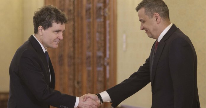 Răspunsul lui Sorin Grindeanu la întrebare referitoare la eventualitatea suspendării președintelui Nicușor Dan Răspunsul lui Sorin Grindeanu la întrebare referitoare la eventualitatea suspendării președintelui Nicușor Dan