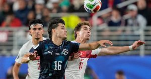 CM 2026: Paraguay înfruntă Turcia, reușind să câștige chiar și cu un om mai puțin într-o repriză. CM 2026: Paraguay înfruntă Turcia, reușind să câștige chiar și cu un om mai puțin într-o repriză.