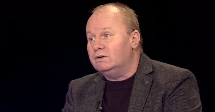 Cristian Păun, oferind comentarii asupra clarificărilor lui Bogdan Chirițoiu la Digi24 referitor la penalizările aplicate instituțiilor financiare: „Ce... Cristian Păun, oferind comentarii asupra clarificărilor lui Bogdan Chirițoiu la Digi24 referitor la penalizările aplicate instituțiilor financiare: „Ce...