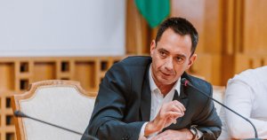 Csoma Botond (UDMR) clarifică nesuccesul discuțiilor pentru constituirea guvernului: Obstacolul provine de la PSD. Csoma Botond (UDMR) clarifică nesuccesul discuțiilor pentru constituirea guvernului: Obstacolul provine de la PSD.