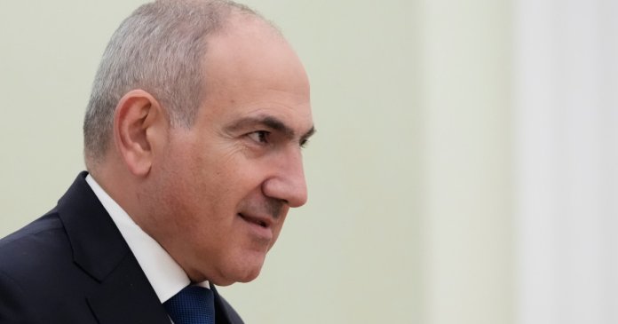 Nikol Paşinian a fost desemnat câştigător al scrutinului parlamentar din Armenia. Ce sugerează rezultatele... Nikol Paşinian a fost desemnat câştigător al scrutinului parlamentar din Armenia. Ce sugerează rezultatele...