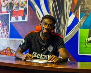A doua schimbare a serii la FCSB: noul succesor al lui Vlad Chiricheș! A doua schimbare a serii la FCSB: noul succesor al lui Vlad Chiricheș!