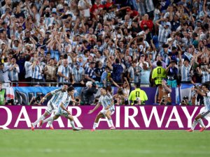 Argentina - Elveția 1-1, ÎN ACEST MOMENT, digisport.ro, în sferturi la Campionatul Mondial 2026 Argentina - Elveția 1-1, ÎN ACEST MOMENT, digisport.ro, în sferturi la Campionatul Mondial 2026. ROȘU pentru Embolo!