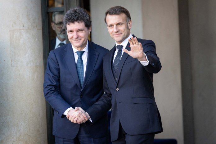 Mizele întâlnirii de la Paris la care Nicușor Dan va lua parte în după-amiaza aceasta Mizele întâlnirii de la Paris la care Nicușor Dan va lua parte în după-amiaza aceasta