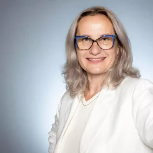 Destinațiile neobișnuite ale parlamentarilor: Camerun, Argentina, Cambodgia sau India Destinațiile neobișnuite ale parlamentarilor: Camerun, Argentina, Cambodgia sau India
