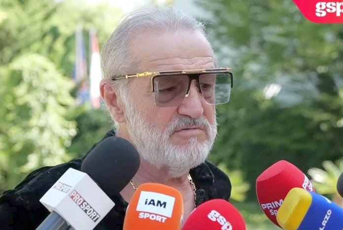 Gigi Becali a reacționat vehement după eșecul în fața CFR Cluj: „Știți ce intenții aveam pentru Tănase? Nu va mai evolua niciodată la mijloc!” Gigi Becali a reacționat vehement după eșecul în fața CFR Cluj: „Știți ce intenții aveam pentru Tănase? Nu va mai evolua niciodată la mijloc!”