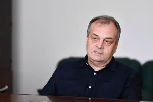 Marian Voinea, antreprenorul reținut în scandalul mitei din sectorul armamentului, avea conexiuni cu 'Ndrangheta Marian Voinea, antreprenorul reținut în scandalul mitei din sectorul armamentului, avea conexiuni cu 'Ndrangheta
