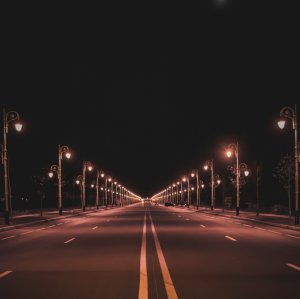 România se află în fața amenințării unui blackout complet dacă dificultățile energetice se intensifică. Specialiștii cer verificări... România se află în fața amenințării unui blackout complet dacă dificultățile energetice se intensifică. Specialiștii cer verificări...