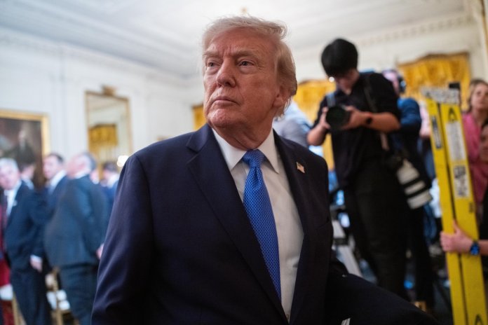 Trump reiterează abrogarea cetățeniei prin naștere în SUA: A semnat ordine executive recente Trump reiterează abrogarea cetățeniei prin naștere în SUA: A semnat ordine executive recente